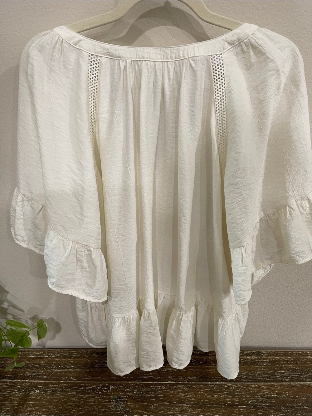 Anthropologie Cream Short Sleeve Peplum Swing Top 1X - Picture 5 of 7